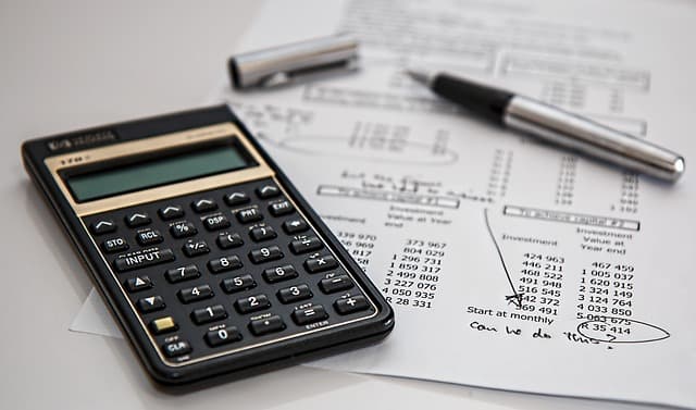 Calculatrices scientifiques pour le bureau : guide d'achat budget